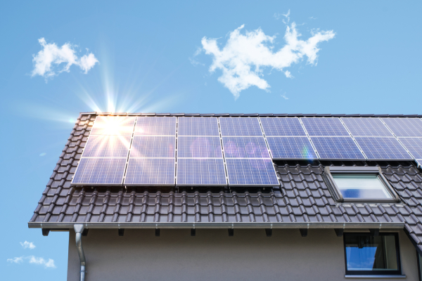 instalación paneles solares fotovoltaicos en casas